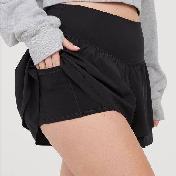 OFFLINE By Aerie Real Me Flirty Short Black Women's Size XS - Picture 3 of 8